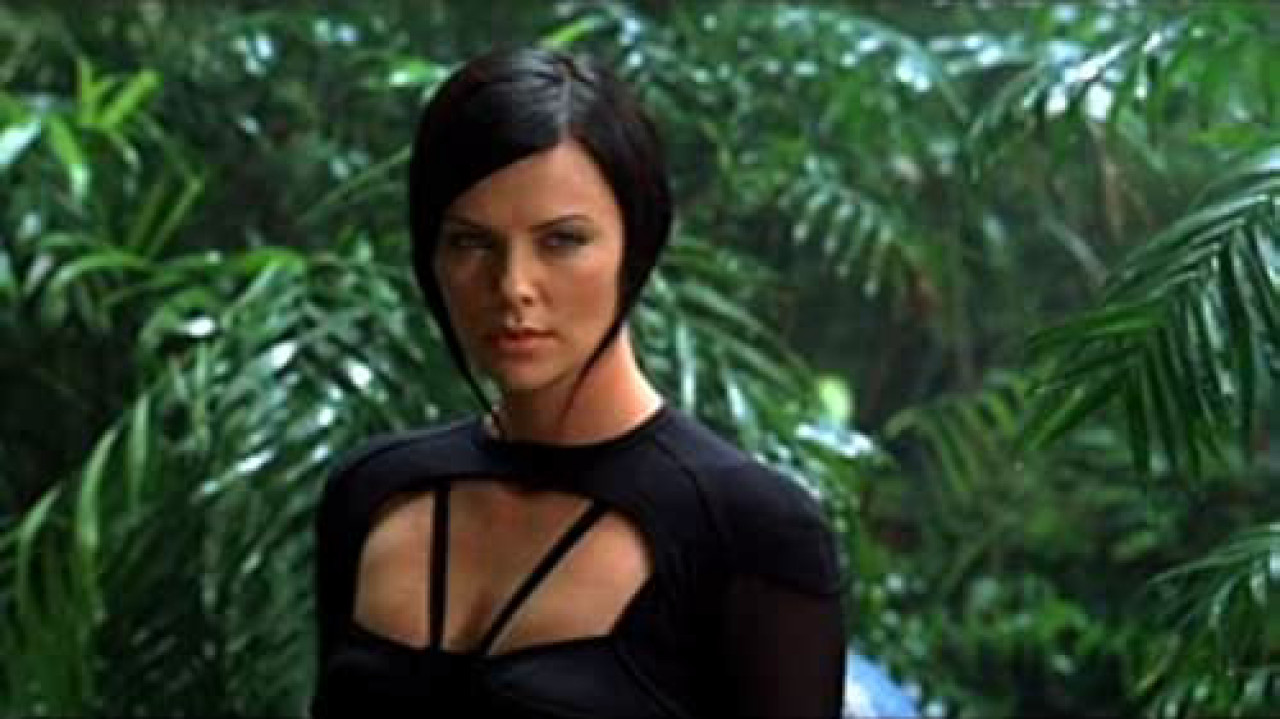 Phim Nữ Chiến Binh Tương Laii - Æon Flux (2005)